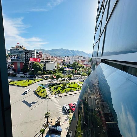 Stay-Five Rooms & Apartments Shkodër Exteriör bild