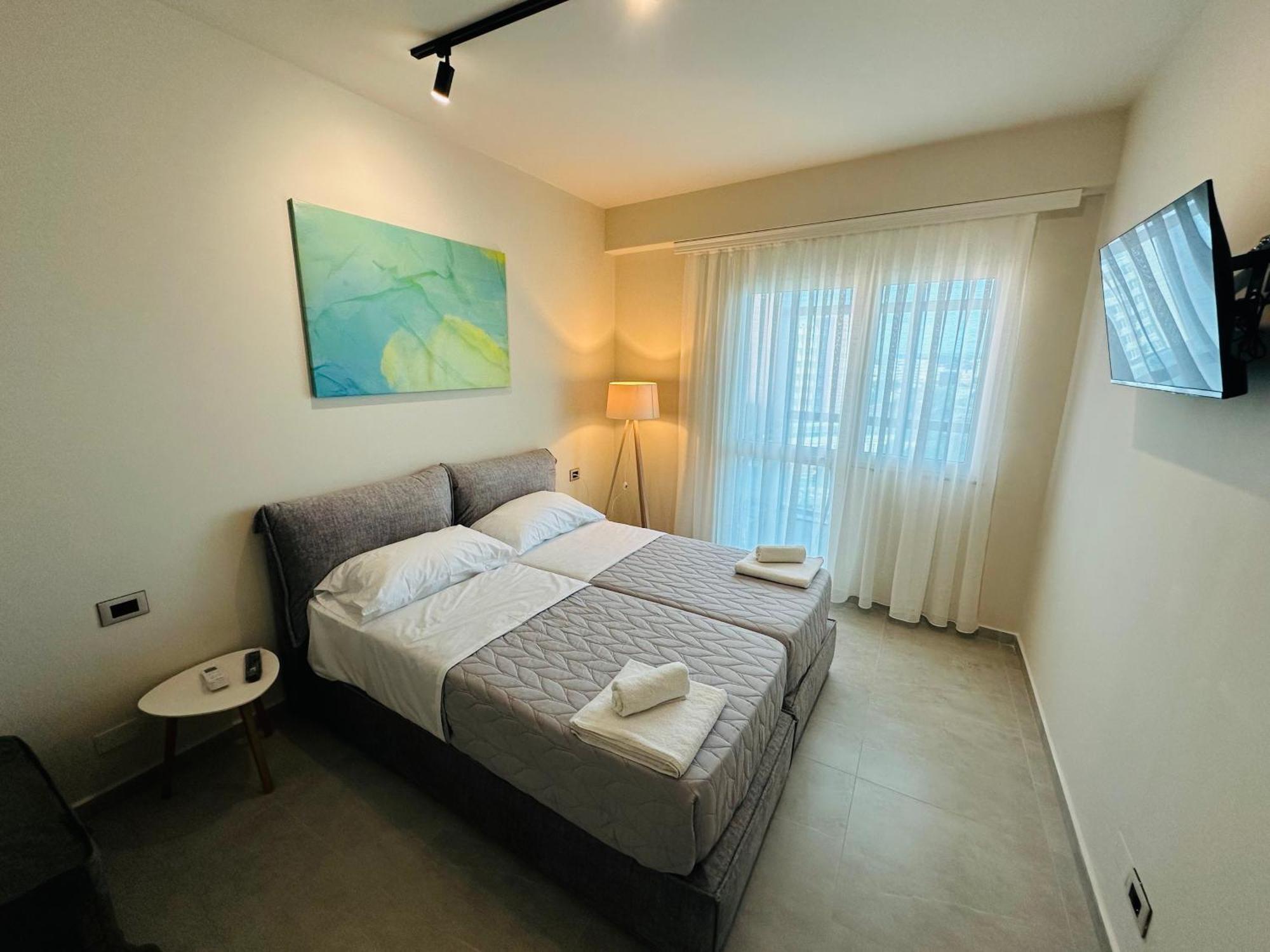 Stay-Five Rooms & Apartments Shkodër Exteriör bild