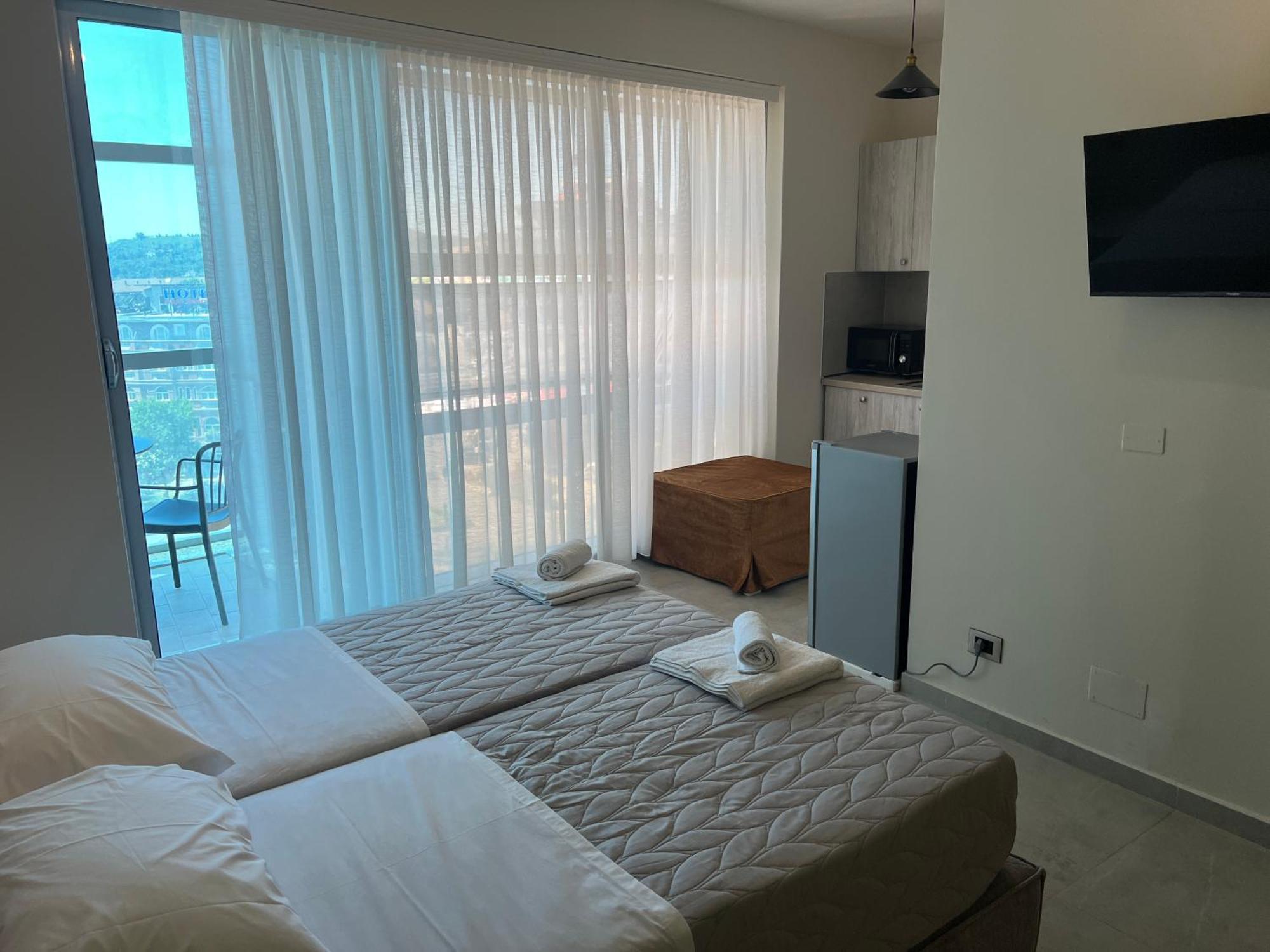 Stay-Five Rooms & Apartments Shkodër Exteriör bild